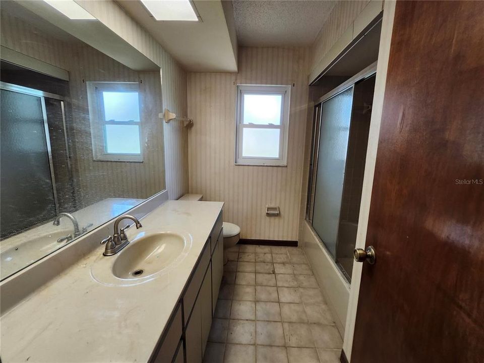 En Venta: $212,000 (2 camas, 2 baños, 1347 Pies cuadrados)