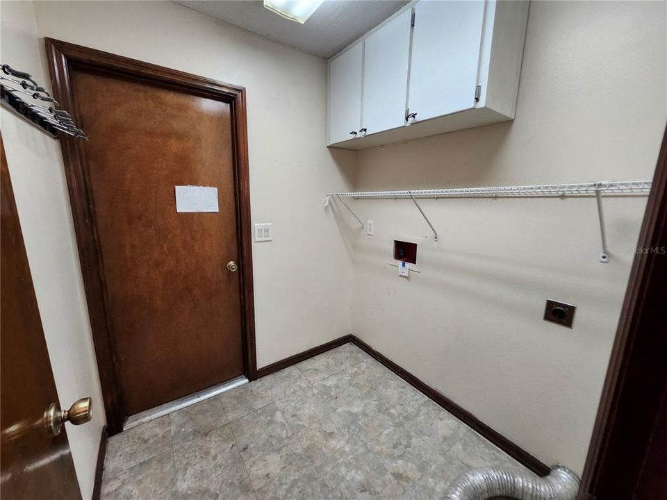 En Venta: $212,000 (2 camas, 2 baños, 1347 Pies cuadrados)
