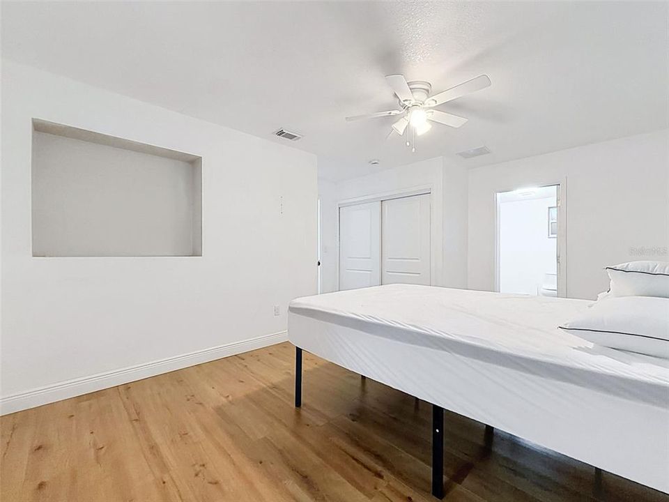 En Renta: $4,800 (4 camas, 3 baños, 1554 Pies cuadrados)