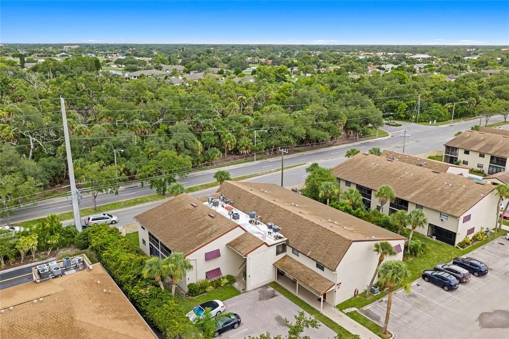 Active With Contract: $125,000 (1 beds, 1 baths, 701 Square Feet)