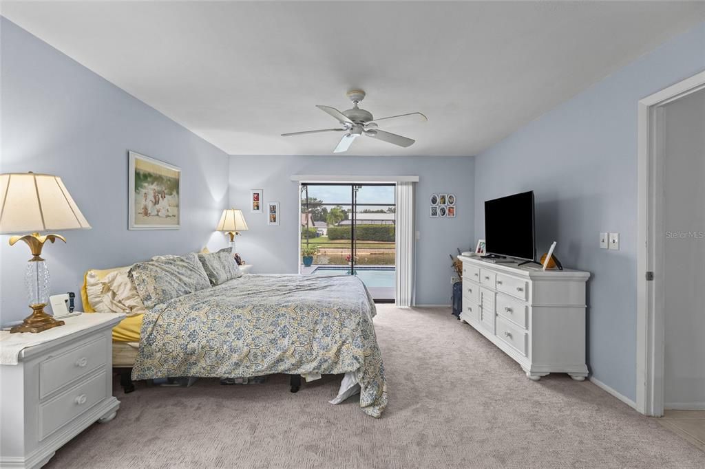 For Sale: $610,000 (4 beds, 2 baths, 2030 Square Feet)