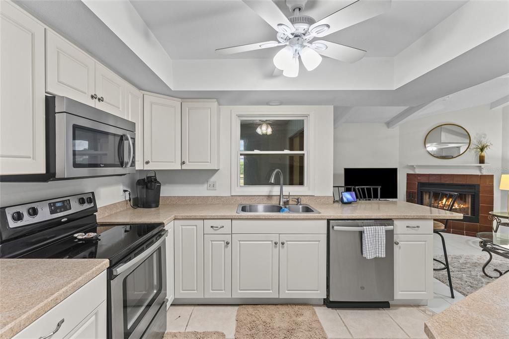 For Sale: $610,000 (4 beds, 2 baths, 2030 Square Feet)