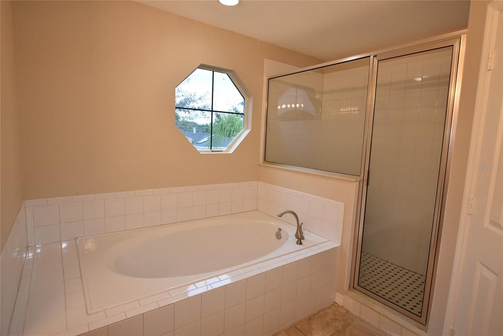 En Renta: $1,995 (4 camas, 2 baños, 2847 Pies cuadrados)