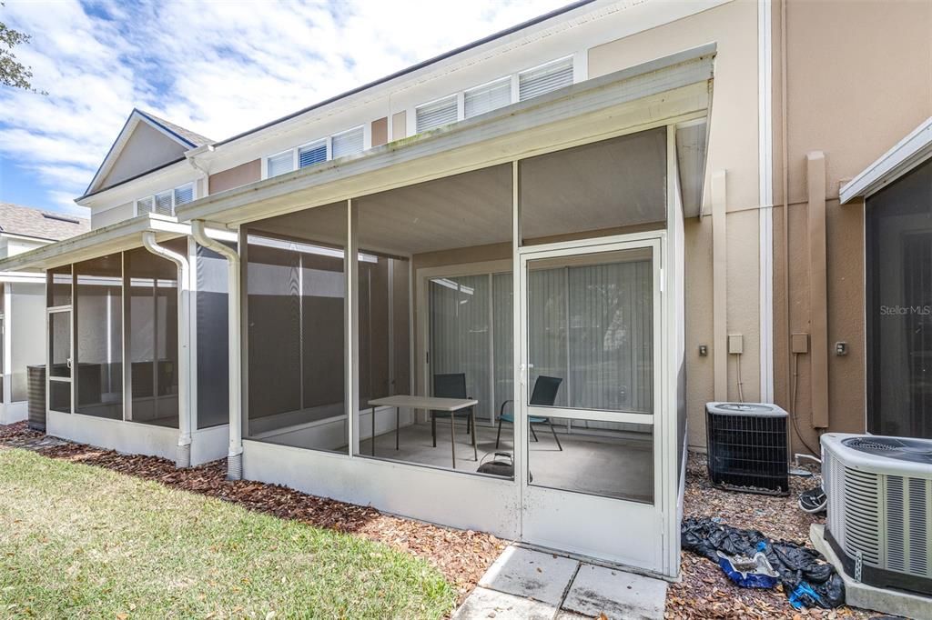 For Rent: $2,250 (3 beds, 2 baths, 1644 Square Feet)
