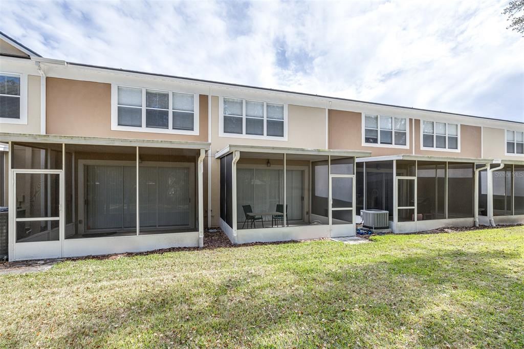 For Rent: $2,250 (3 beds, 2 baths, 1644 Square Feet)