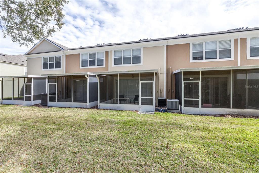 For Rent: $2,250 (3 beds, 2 baths, 1644 Square Feet)