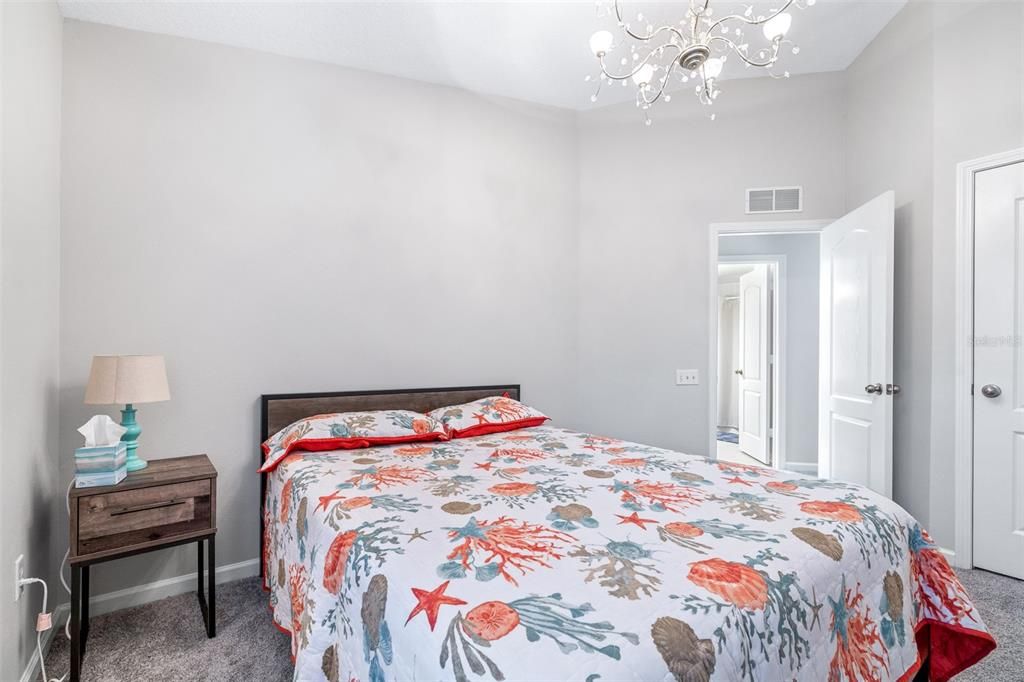 For Rent: $2,250 (3 beds, 2 baths, 1644 Square Feet)