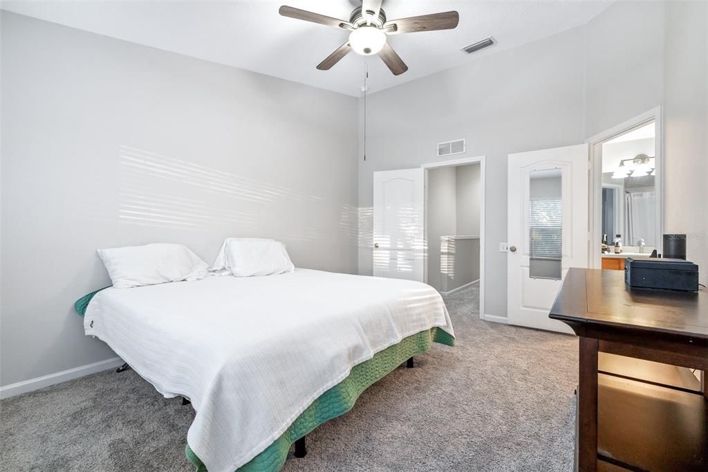 For Rent: $2,250 (3 beds, 2 baths, 1644 Square Feet)