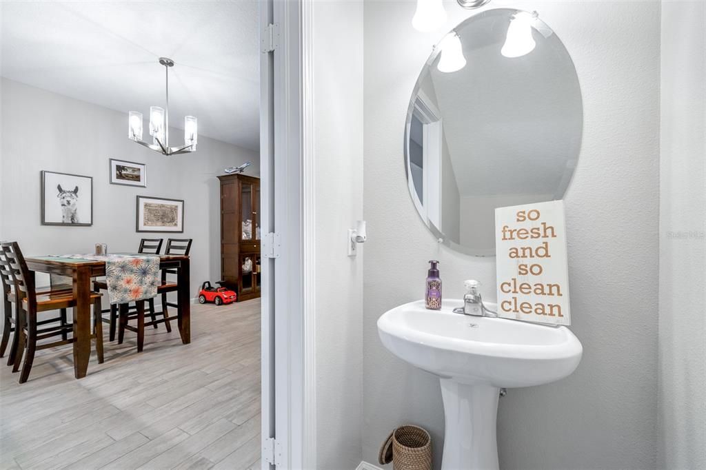 For Rent: $2,250 (3 beds, 2 baths, 1644 Square Feet)