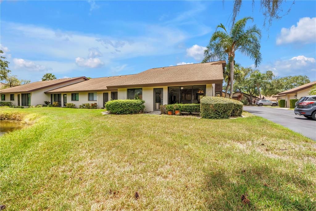 For Sale: $327,900 (2 beds, 2 baths, 1283 Square Feet)