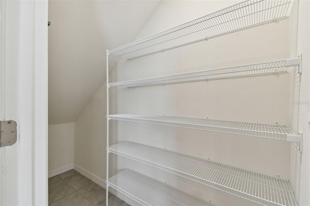 В аренду: $2,300 (3 спален, 2 ванн, 1758 Квадратных фут)