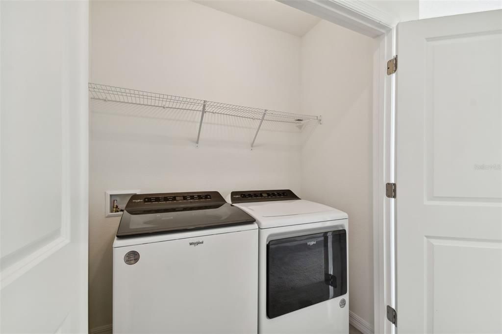 В аренду: $2,300 (3 спален, 2 ванн, 1758 Квадратных фут)