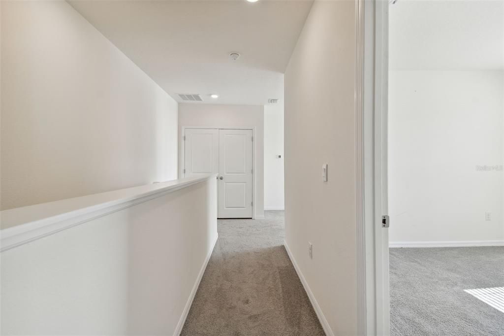 В аренду: $2,300 (3 спален, 2 ванн, 1758 Квадратных фут)