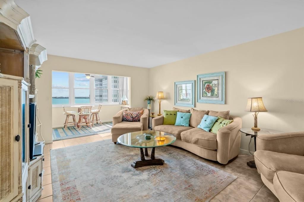 For Rent: $2,600 (2 beds, 2 baths, 1605 Square Feet)
