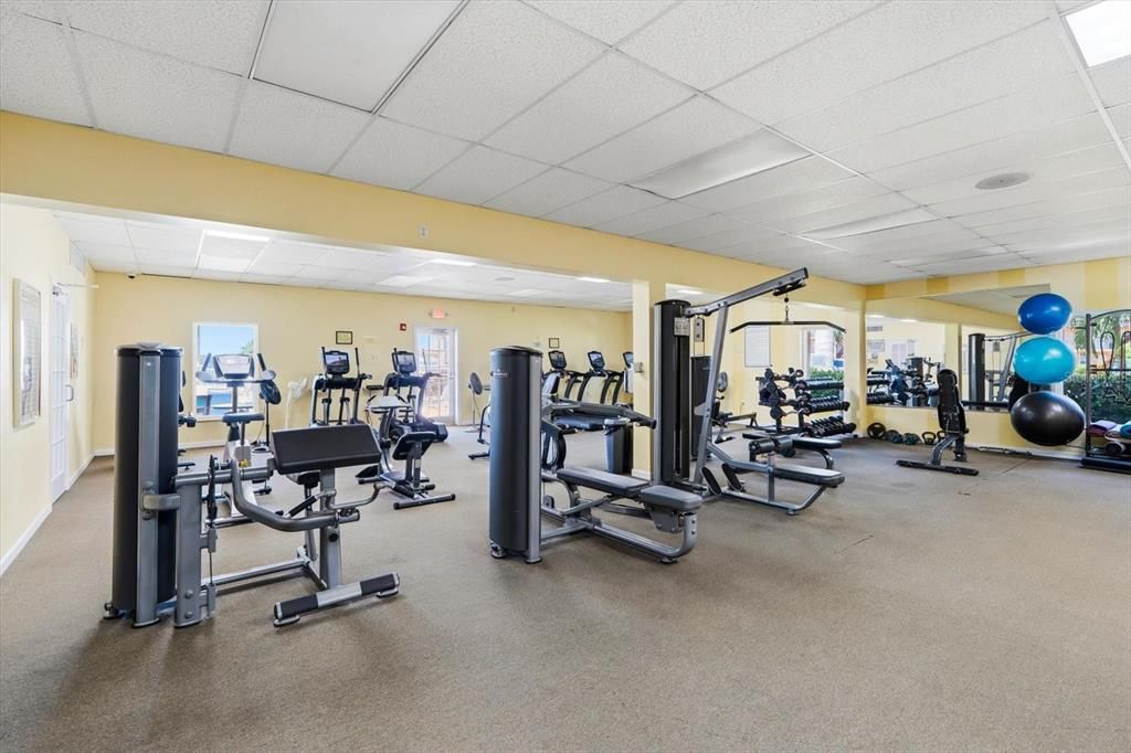 For Rent: $2,600 (2 beds, 2 baths, 1605 Square Feet)