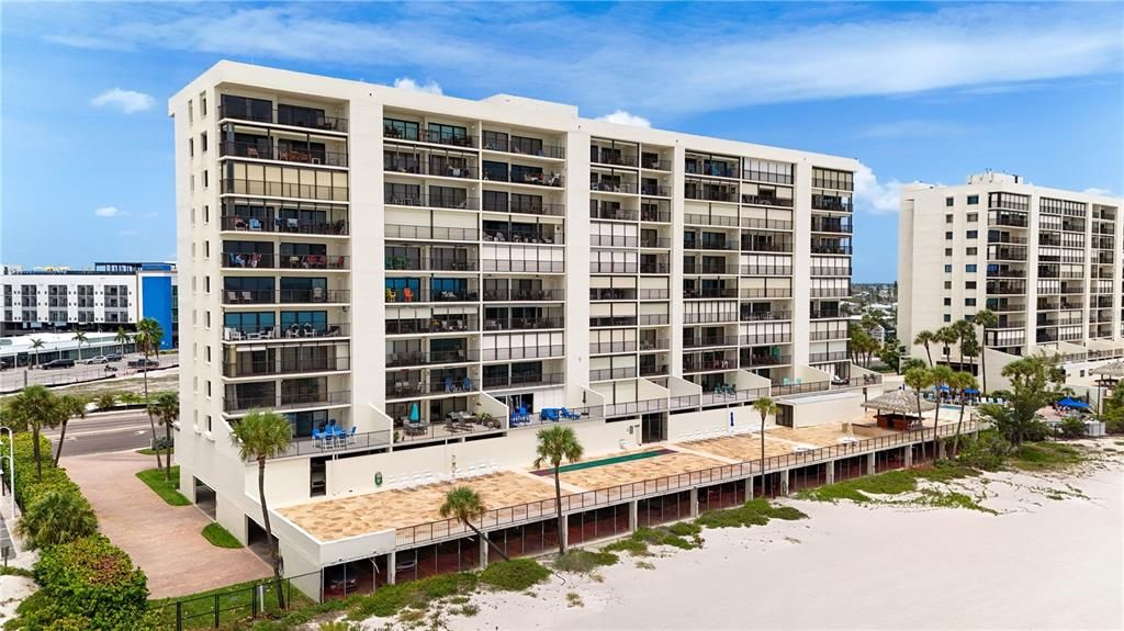 For Rent: $5,000 (2 beds, 2 baths, 1225 Square Feet)
