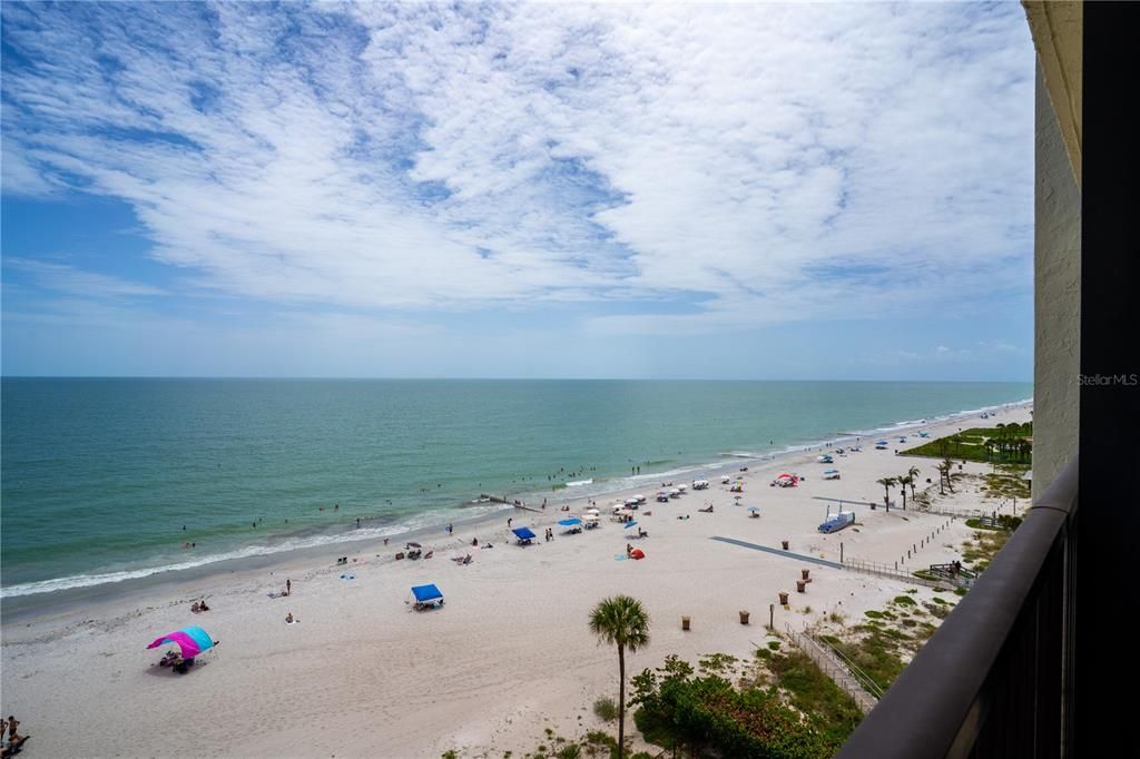 For Rent: $5,000 (2 beds, 2 baths, 1225 Square Feet)