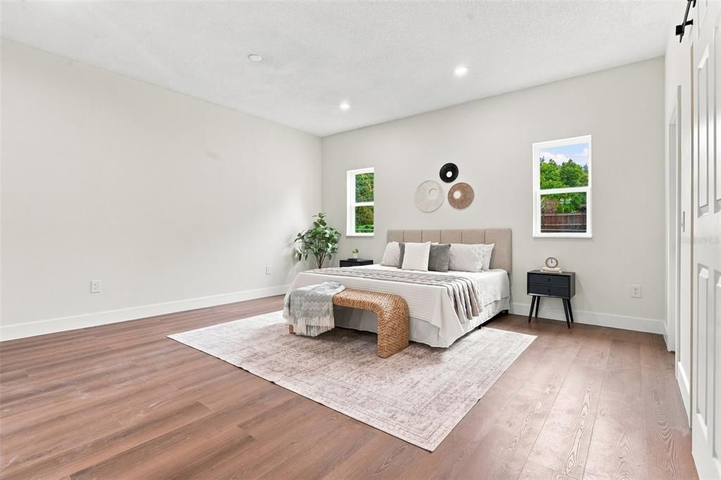 En Venta: $539,000 (4 camas, 2 baños, 1933 Pies cuadrados)