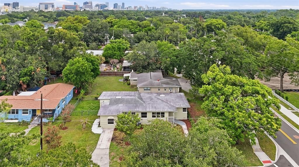 En Venta: $539,000 (4 camas, 2 baños, 1933 Pies cuadrados)