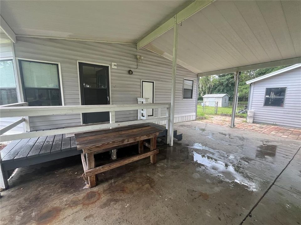 For Sale: $275,000 (3 beds, 2 baths, 1568 Square Feet)