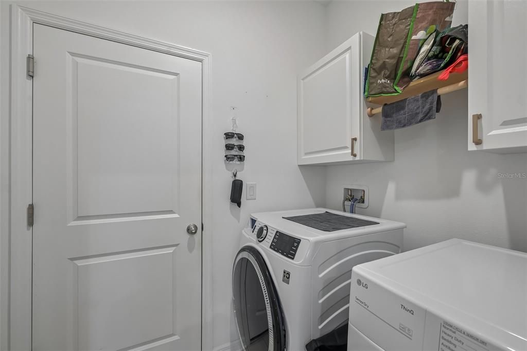 For Sale: $395,000 (4 beds, 2 baths, 2164 Square Feet)
