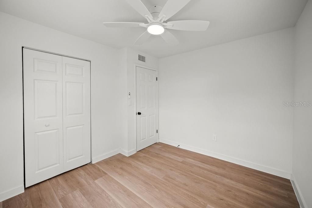 For Sale: $245,000 (3 beds, 1 baths, 866 Square Feet)