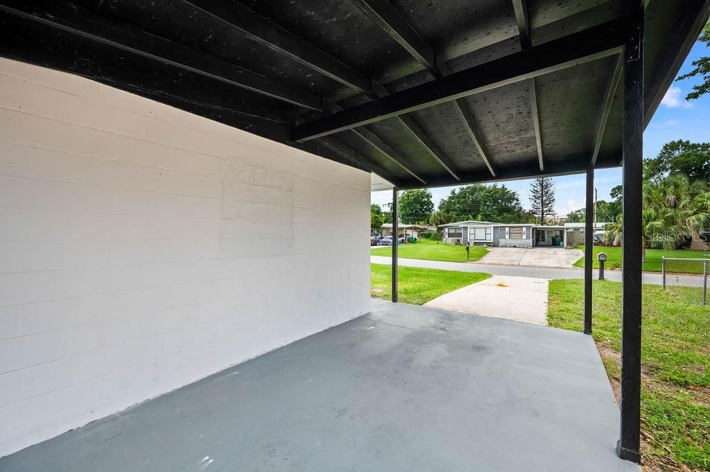 For Sale: $245,000 (3 beds, 1 baths, 866 Square Feet)