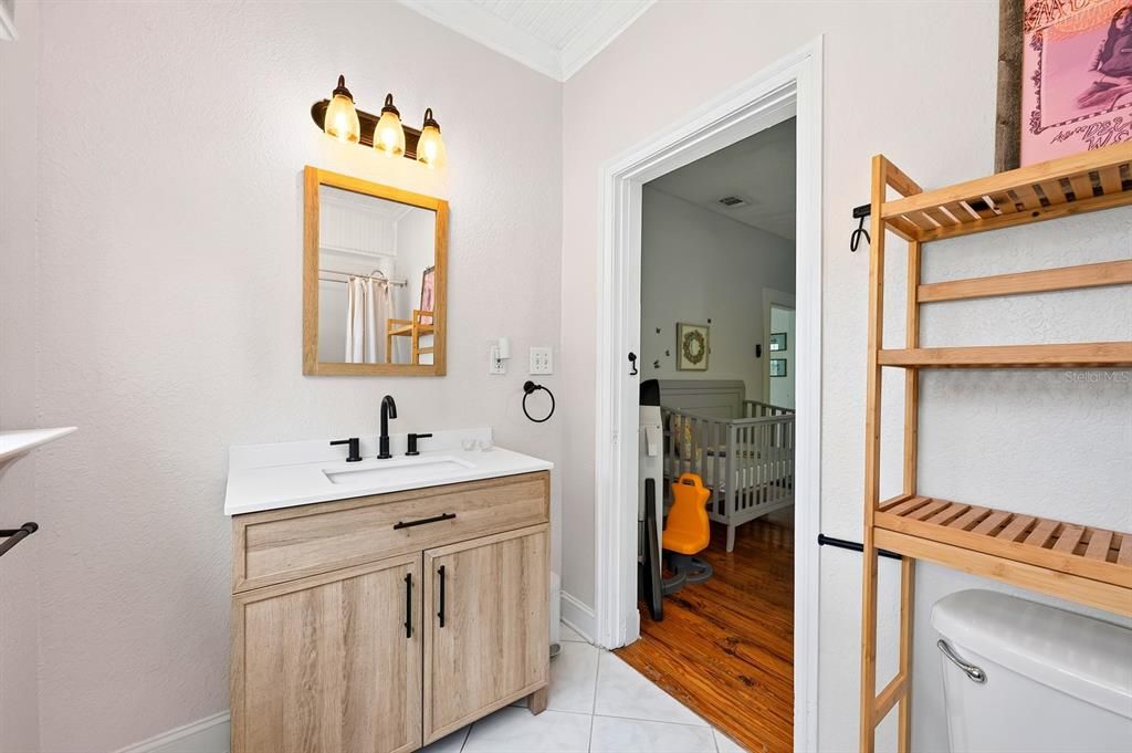 En Venta: $450,000 (2 camas, 2 baños, 1044 Pies cuadrados)