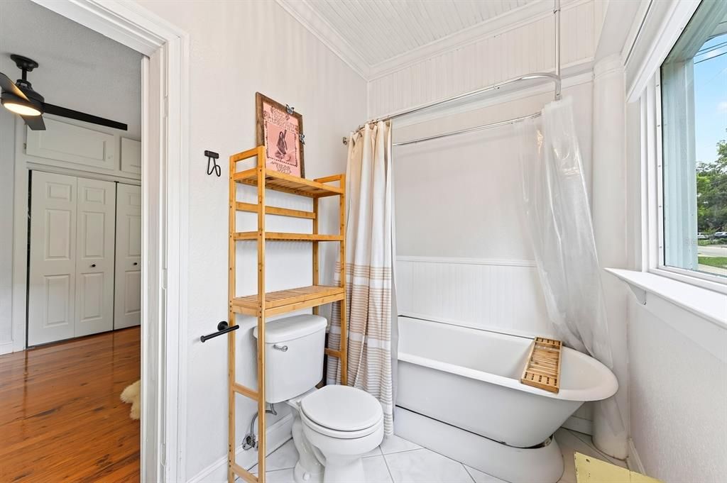 En Venta: $450,000 (2 camas, 2 baños, 1044 Pies cuadrados)