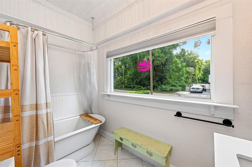 En Venta: $450,000 (2 camas, 2 baños, 1044 Pies cuadrados)