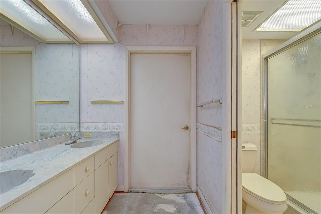 На продажу: $665,000 (3 спален, 3 ванн, 3592 Квадратных фут)