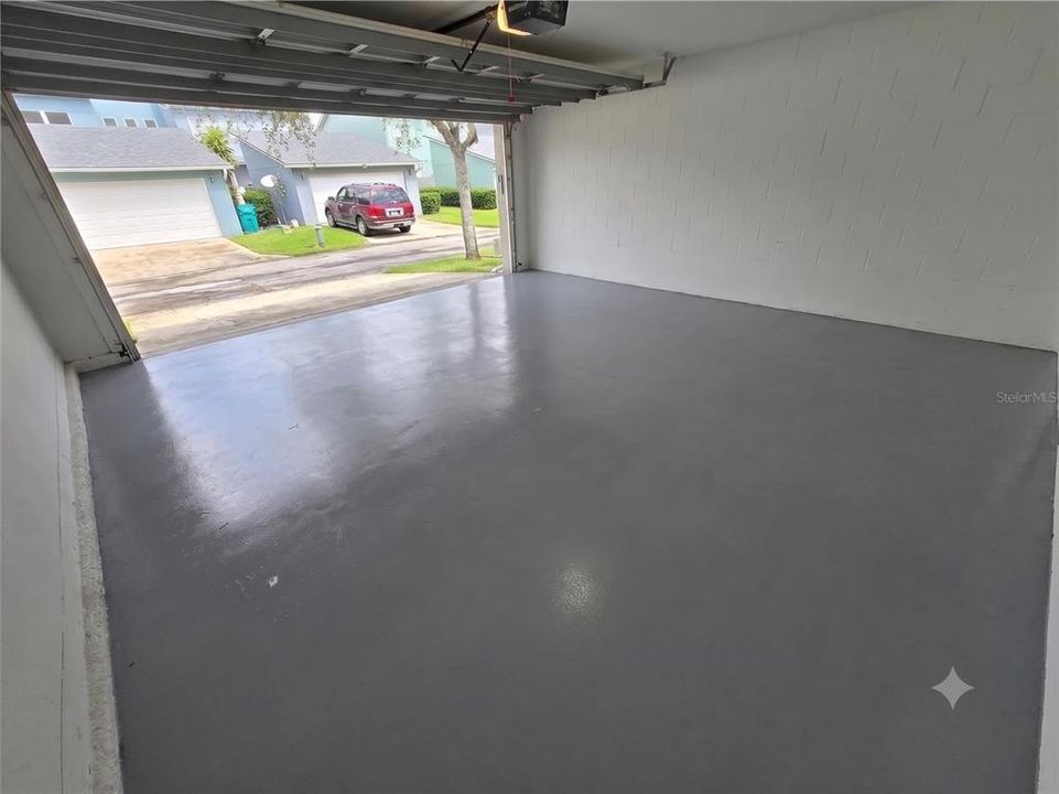 На продажу: $329,900 (3 спален, 2 ванн, 1716 Квадратных фут)