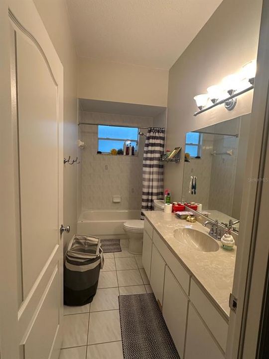В аренду: $3,995 (4 спален, 2 ванн, 2272 Квадратных фут)