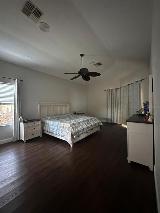 В аренду: $3,995 (4 спален, 2 ванн, 2272 Квадратных фут)