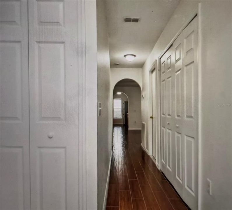 For Rent: $2,100 (3 beds, 2 baths, 1670 Square Feet)