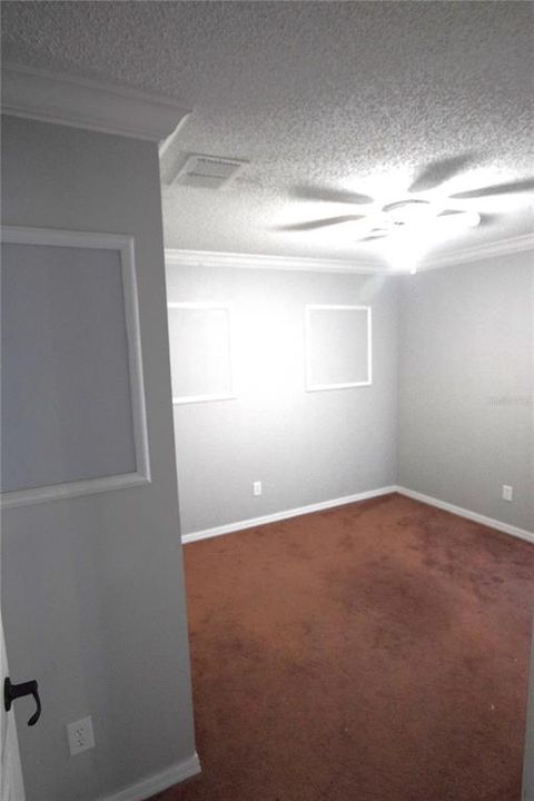 En Renta: $1,950 (3 camas, 2 baños, 1768 Pies cuadrados)