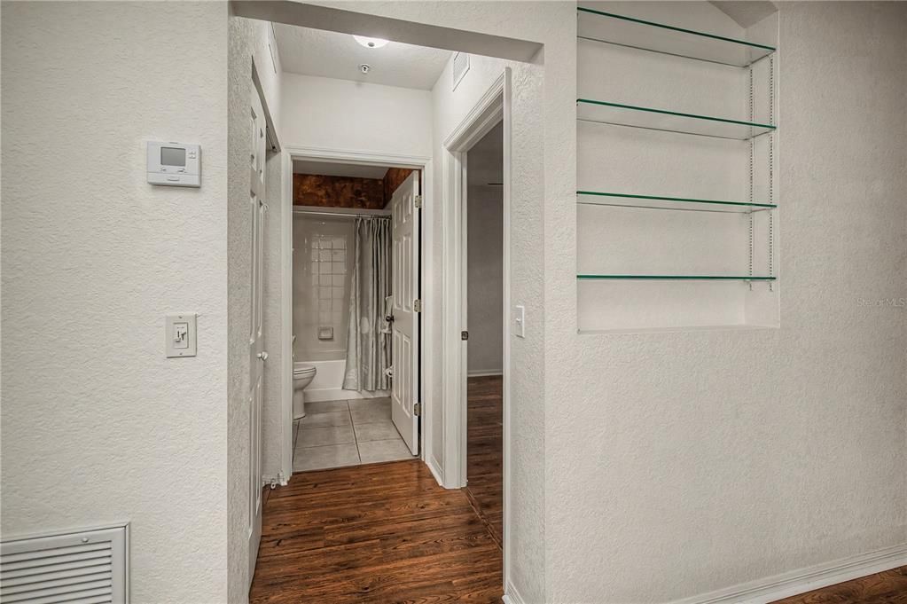 En Venta: $219,900 (3 camas, 2 baños, 1293 Pies cuadrados)