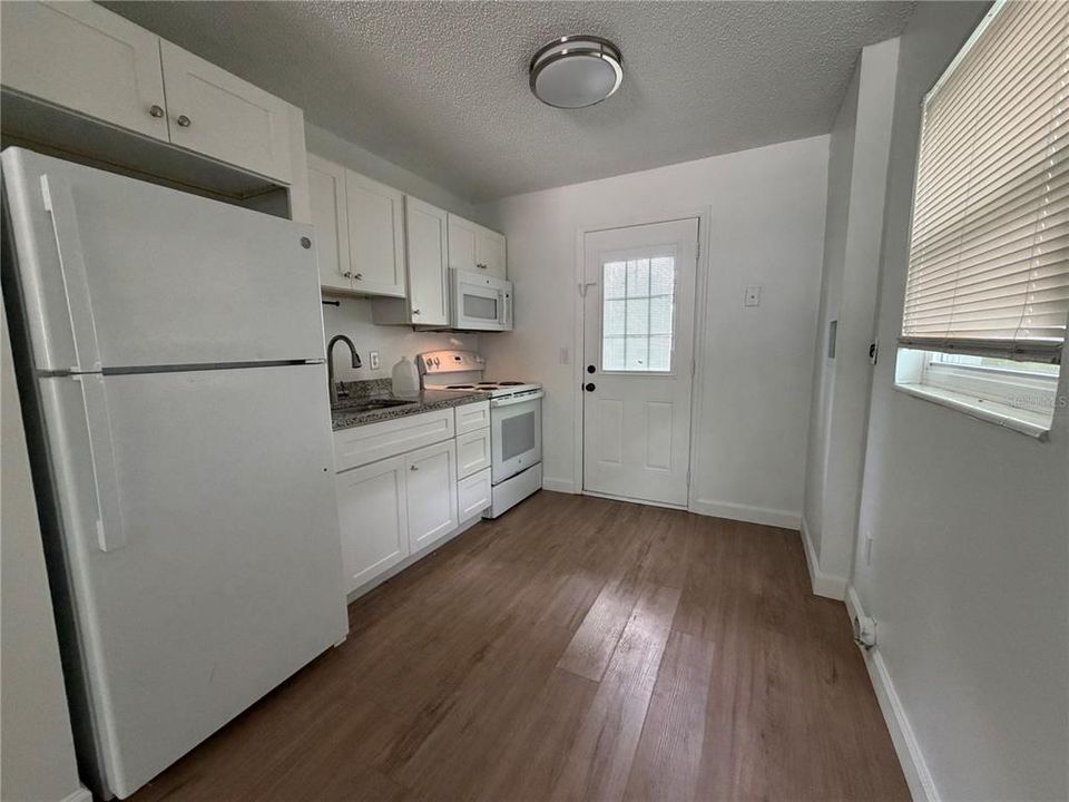 В аренду: $1,545 (2 спален, 1 ванн, 800 Квадратных фут)
