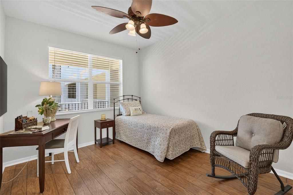 For Sale: $333,500 (3 beds, 2 baths, 1498 Square Feet)