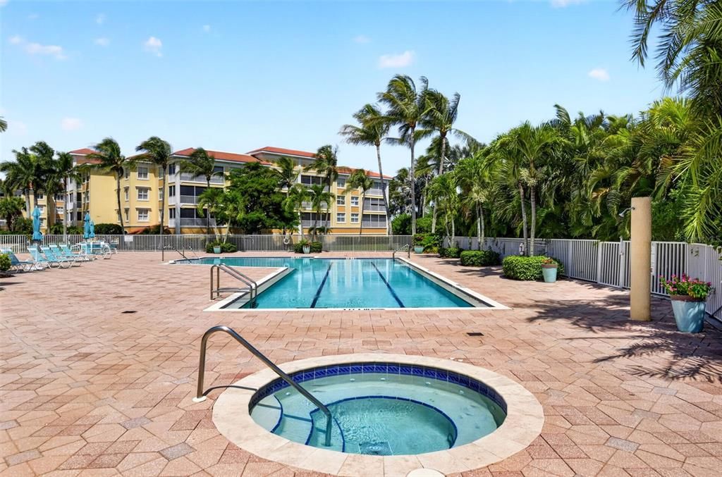 For Sale: $333,500 (3 beds, 2 baths, 1498 Square Feet)
