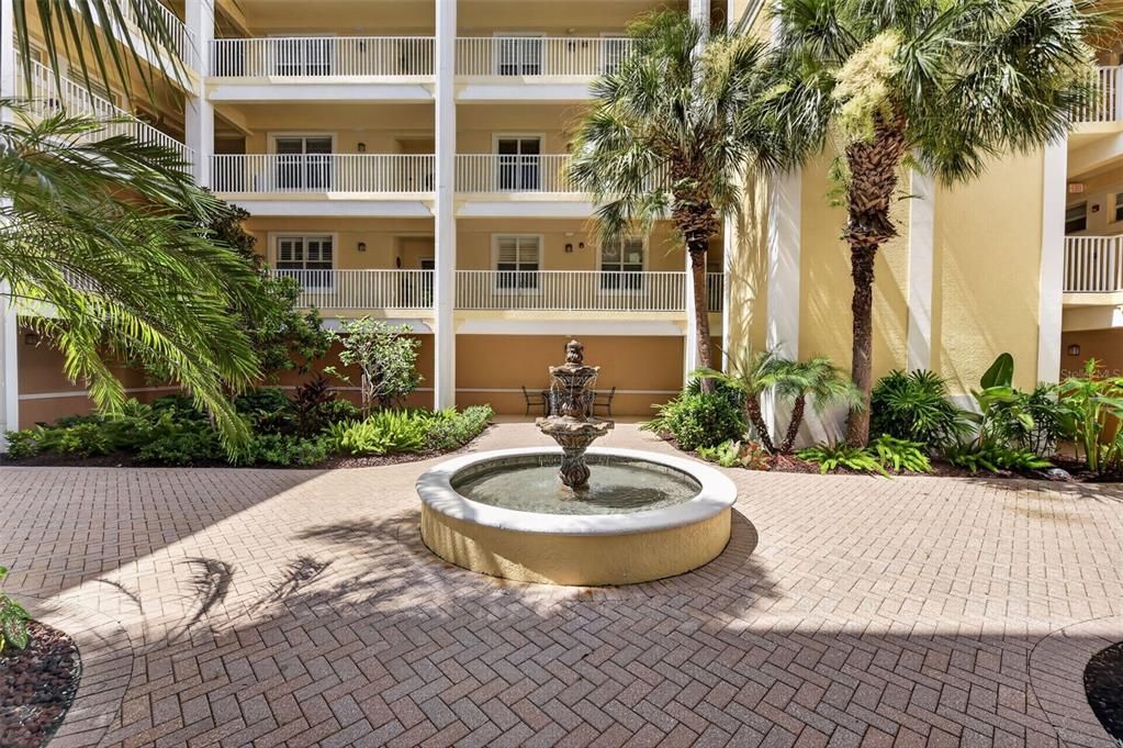 For Sale: $333,500 (3 beds, 2 baths, 1498 Square Feet)