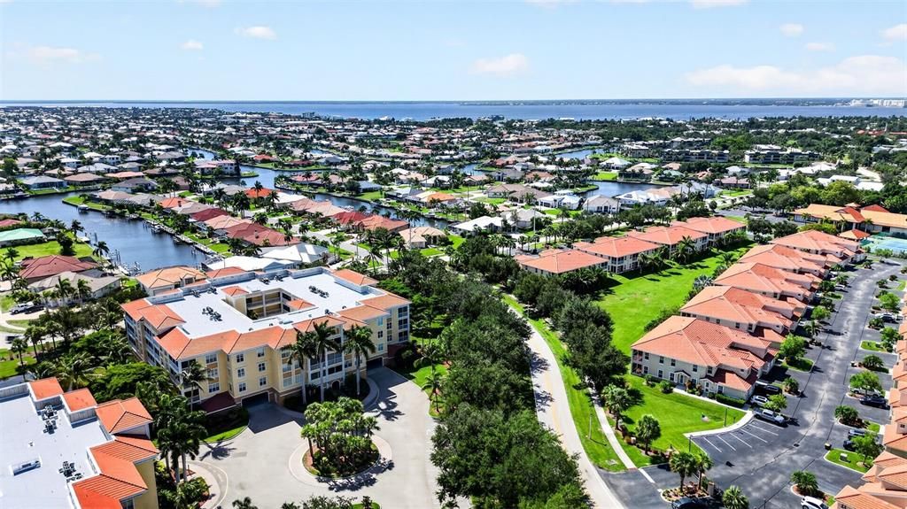 For Sale: $333,500 (3 beds, 2 baths, 1498 Square Feet)