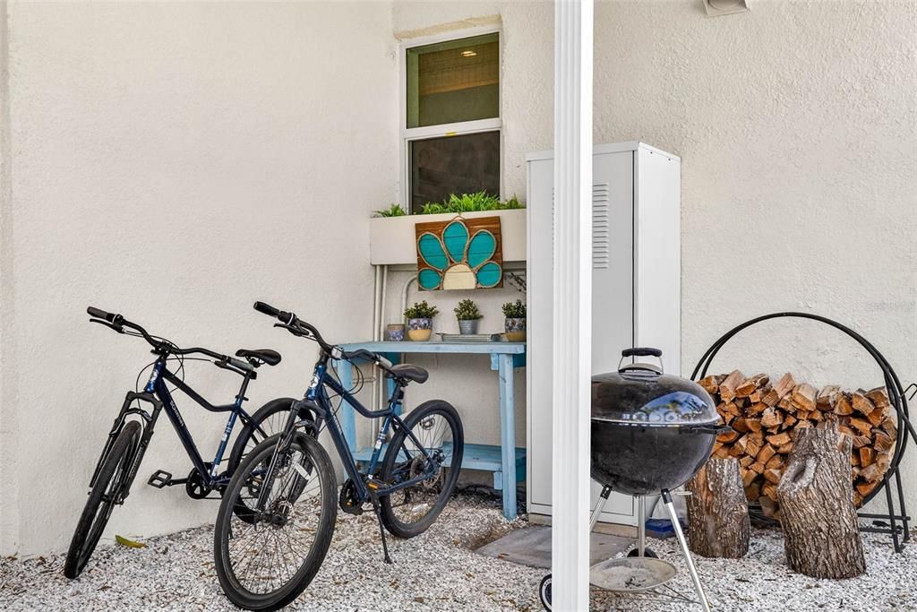 На продажу: $599,000 (3 спален, 2 ванн, 1446 Квадратных фут)