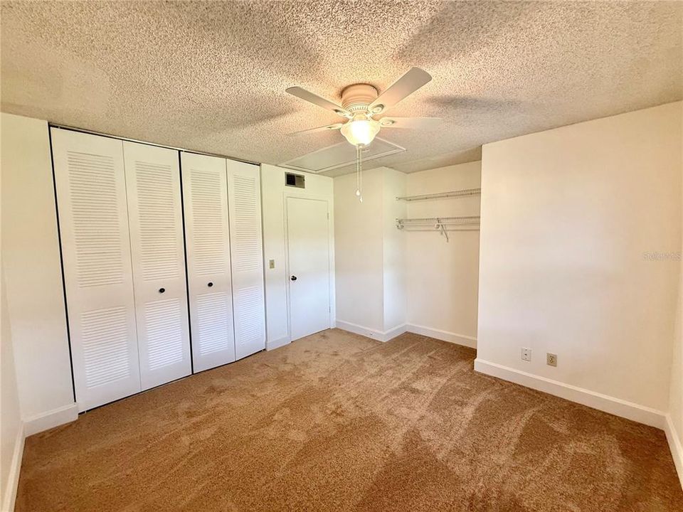 For Rent: $1,295 (1 beds, 1 baths, 640 Square Feet)
