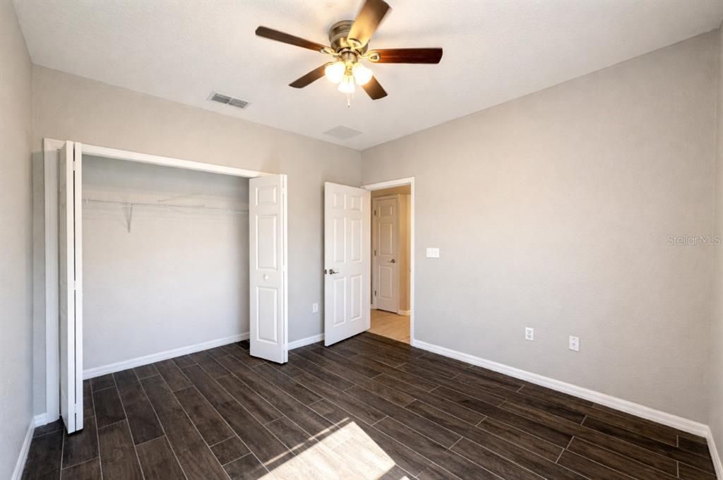 В аренду: $1,995 (4 спален, 3 ванн, 2093 Квадратных фут)