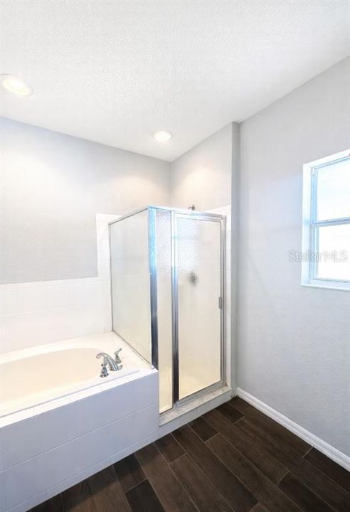 В аренду: $1,995 (4 спален, 3 ванн, 2093 Квадратных фут)