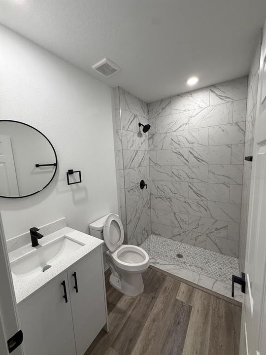 For Sale: $409,900 (6 beds, 0 baths, 2460 Square Feet)
