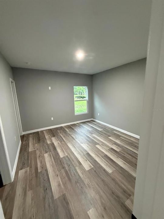 For Sale: $409,900 (6 beds, 0 baths, 2460 Square Feet)