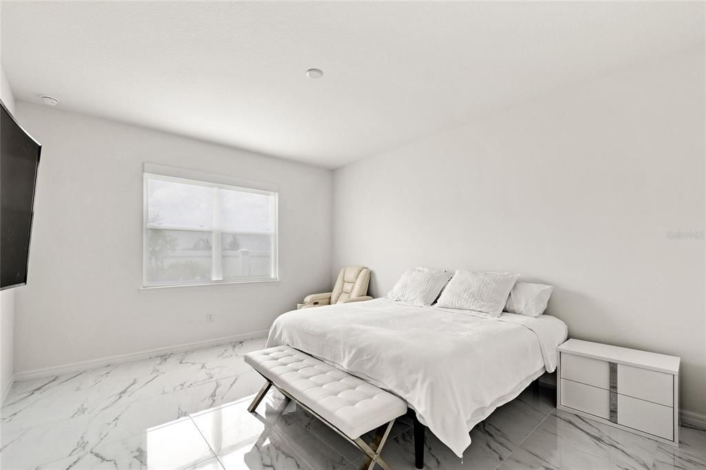 En Venta: $780,000 (4 camas, 2 baños, 1849 Pies cuadrados)