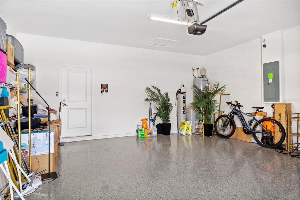 En Venta: $780,000 (4 camas, 2 baños, 1849 Pies cuadrados)